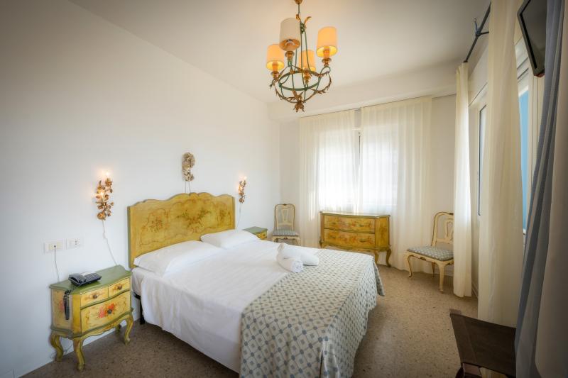 Mare Family Deluxe - photo 01 B